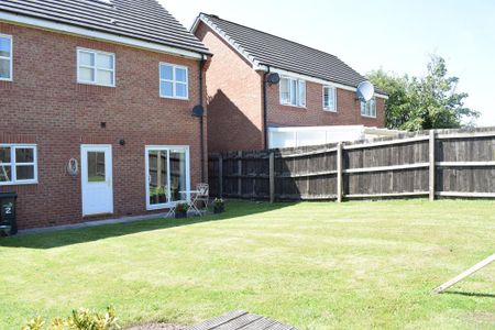 1 bedroom detached house to rent - Photo 5