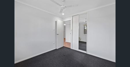 Tidy Unit in Central Location! - Photo 5