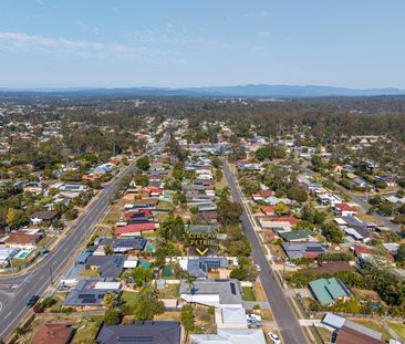 5 Eyre Avenue, Petrie QLD 4502 - House For Rent - $800 | Domain - Photo 1