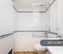 Studio to rent - Photo 6