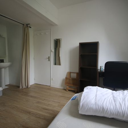 Location Appartement 3 pièces 49m² LILLE 59000 - Photo 4