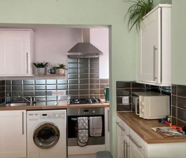 Flat 2, 1-3 Carline Road, Lincoln, LN1 1HL - Photo 6