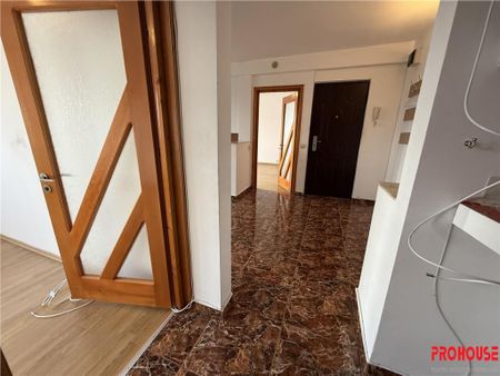 22 Decembrie - 2 camere decomandat - Photo 2