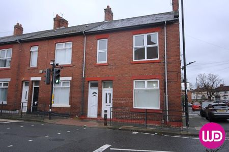 3 bedroom flat to rent - Photo 3