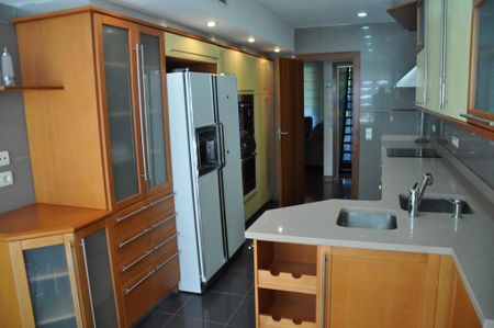 Luxury Apartment for rent in Gavà, Spain - Photo 2