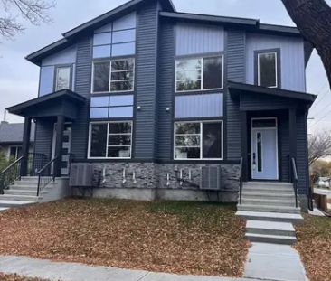 NEWLY BUILT 4 BEDROOMS, 3 BATHROOMS DUPLEX | Edmonton - Photo 1