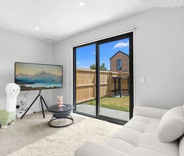 Chic 2BR Brand-new Townhouse in Bishopdale! - Photo 2