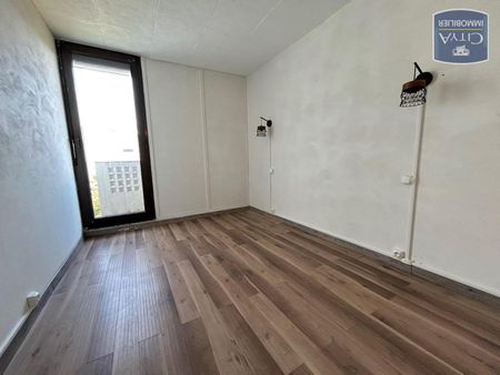 Location Appartement 3 pièces 58m² BOURGES 18000 - Photo 4