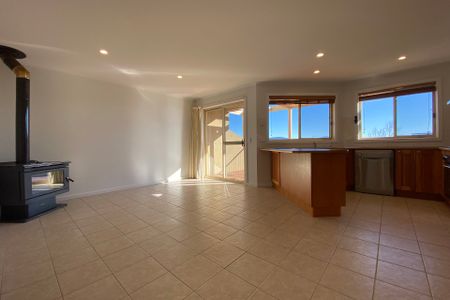 Unit 3/13 Reedys Cutting Road, Jindabyne. - Photo 2