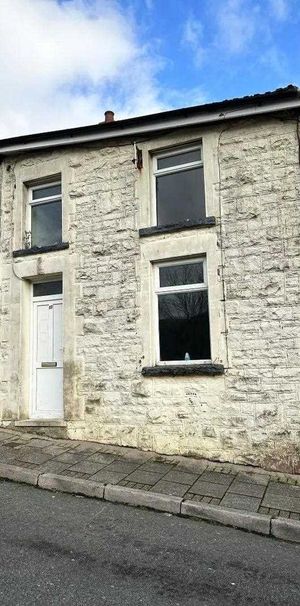 2 bedroom terraced house to rent - Photo 1