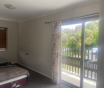 RIVERVIEW LIVING WITH SPACE, SUN & VERSATILITY - Photo 5