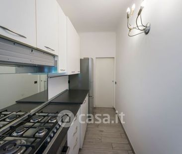 Trilocale in Affitto in Via Teodosio 18 a Milano - Foto 1
