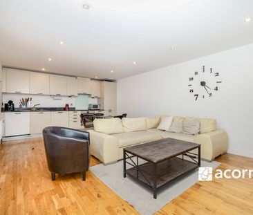 Flat to rent - Lant Street, Borough, SE1 - Photo 4