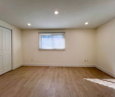 For Lease - 223 Pioneer Drive Unit# K75, Kitchener, Ontario - Photo 2