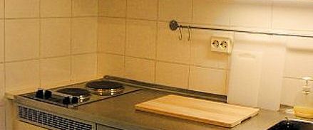 Nähe Mediapark: Modern möbliertes Apartment mit Aufzug - Photo 1
