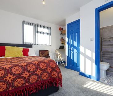 5 bedroom terraced house to rent - Photo 3