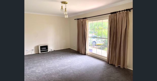 Three Bedroom Home in North Cowra - Photo 1