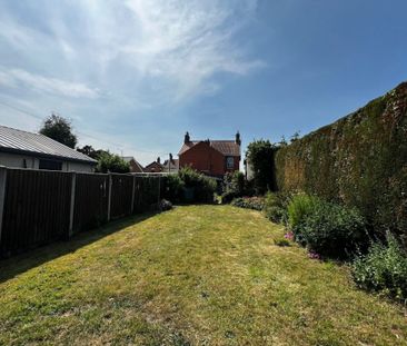 Crown Road - Photo 3