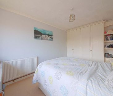 2 bedroom maisonette to rent - Photo 5