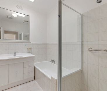 AMAZING FAMILY HOME! - Photo 5