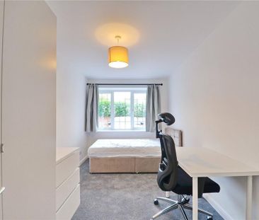 6 bedroom semi-detached house to rent - Photo 4