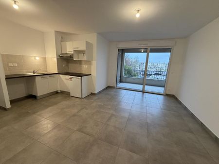 Location Appartement 2 pièces 48m² BORDEAUX 33800 - Photo 4