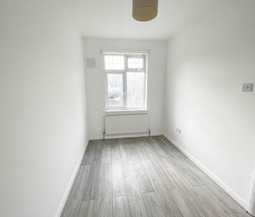 2 bedroom maisonette to rent - Photo 2