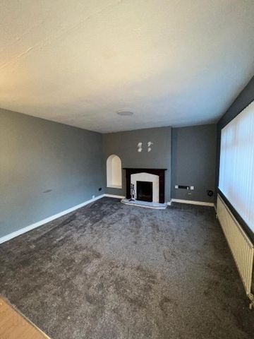 44 West Street, Ballycarry, BT389HR, Carrickfergus - Photo 2