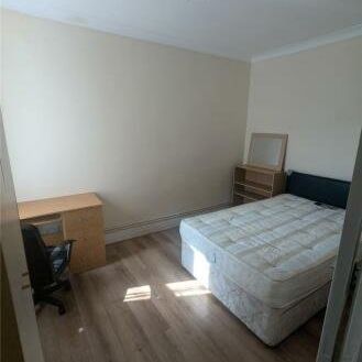 5 bedroom terraced house to rent - Photo 1