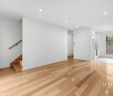 Modern Three-Level Townhouse in the Heart of Box Hill – Style, Spac... - Photo 2