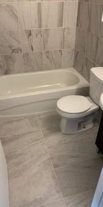 1 CH - 1 SDB - Laval - $1,300 /mo - Photo 4