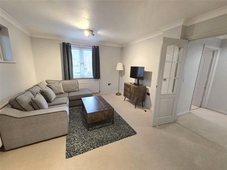 Gray Place, Wokingham Road, Bracknell, Berkshire, RG42 - Photo 3