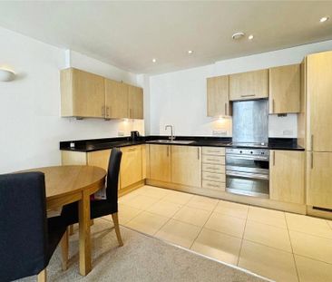 2 bedroom flat to rent - Photo 5