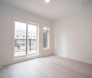 For Lease - 64B Tisdale Avenue, Toronto, Ontario - Photo 6