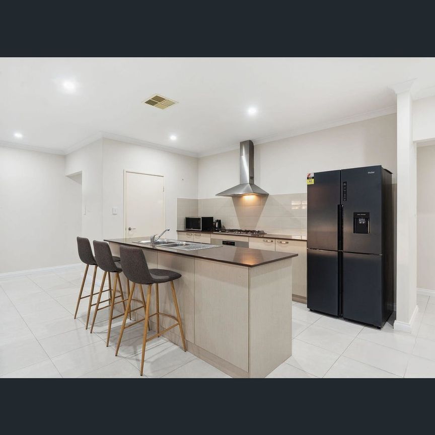 7 Ethereal Road, Byford, WA 6122 - Photo 1