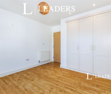 2 bedroom apartment to rent Lindsay Court, Govett Avenue, Shepperto... - Photo 3