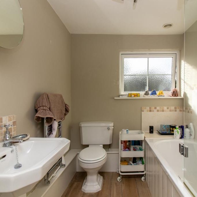 2 bedroom terraced house to rent - Photo 1