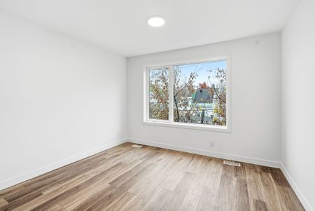 For Lease - 322 Frontenac Street Unit# C, Vanier and Kingsview Park, Ontario - Photo 2