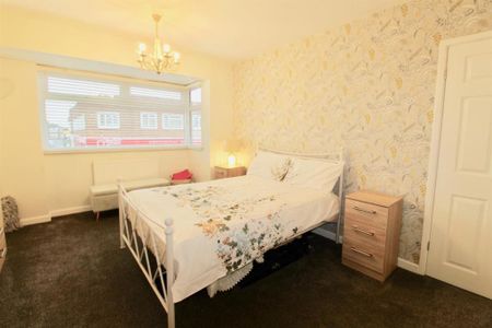 3 bedroom property to rent - Photo 5