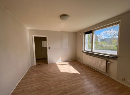 Snevringevägen, Hallstahammar - Photo 4