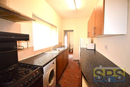 Carlton Road, Stoke-on-Trent - Photo 5