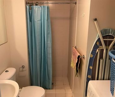 Heart of the City - 1 Bedroom fully furnished APT - Photo 6