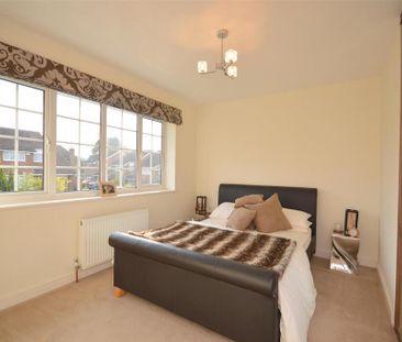 4 bedroom detached house to rent - Photo 6