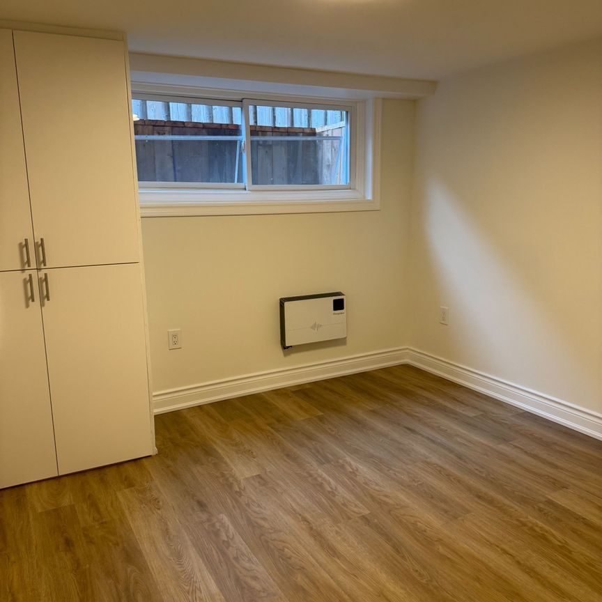 For Lease - 1590 Liveoak Drive Unit# Basement, Mississauga, Ontario - Photo 1