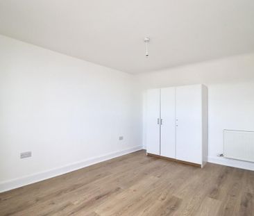 3 bedroom maisonette to rent - Photo 3