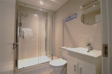 Duplex Apartment, Littlewood, Belarmine, Stepaside, Dublin 18 - Photo 4