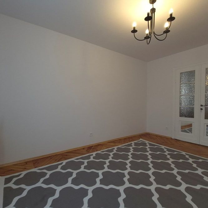 Klimatyczne mieszkanie w willi w Milanówku - Photo 1