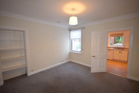 2 bedroom detached house to rent - Photo 2