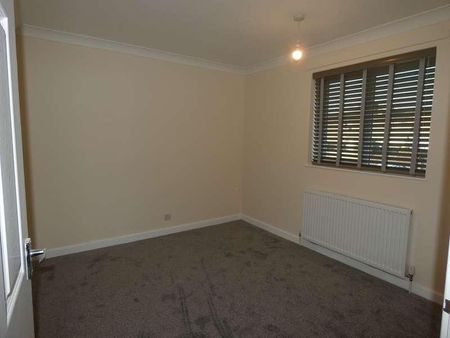 Elm Road, Thetford, IP24 - Photo 3