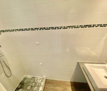 A LOUER - TYPE 2 RENOVE AU COEUR DE SAINT DONATIEN - Photo 5